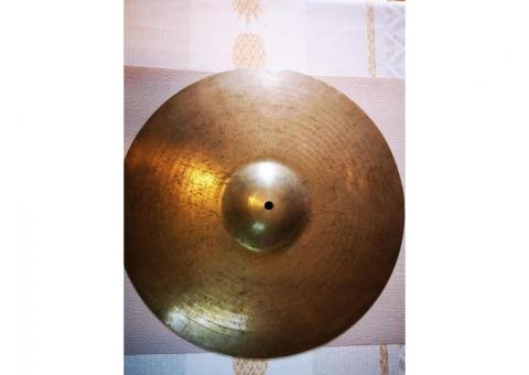 Cymbal zildjian avedis 18"