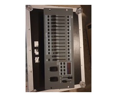 console de lumière 24 canaux