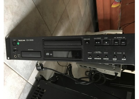 Vend lecteur CD 200i Tascam