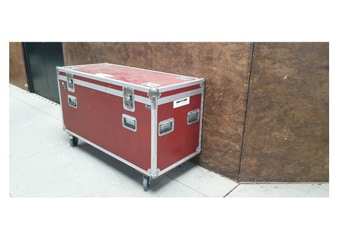 Flight case 131x56x77