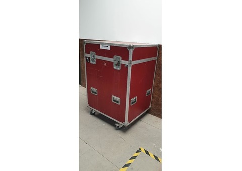 Flight case 88x76x125