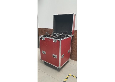 Flight case 88x76x125