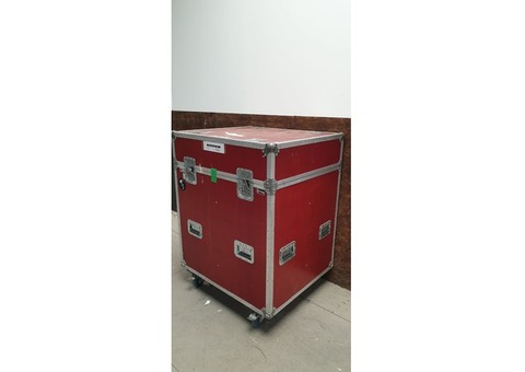 Flight case 88x76x115