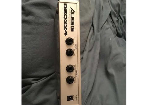 Vend Egaliseur EQ 224 Alesis