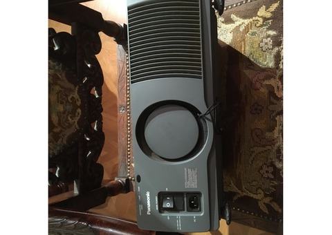 Vend vidéo projecteur PT-L395 E Panasonic