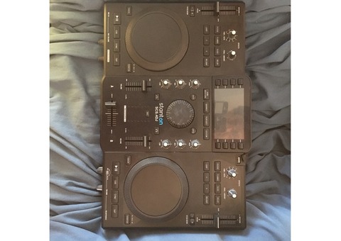 Vend surface de Control SC 4 DJ Stanton