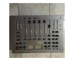 Vend table de mixage DM 1508 LEM