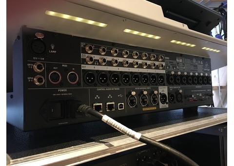 Vend console Numérique Wing behringer