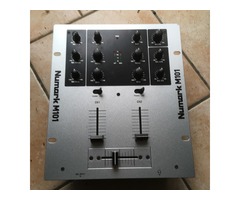 vend table de mixage M 101 Numark