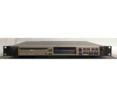 1 lecteur CD/USB Tascam CD-01U PRO
