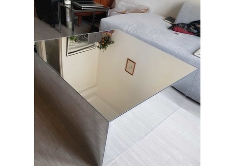 CUBE MIROIR/ TABLE BASSE