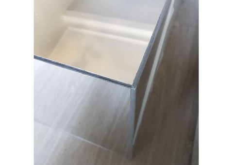 CUBE MIROIR/ TABLE BASSE