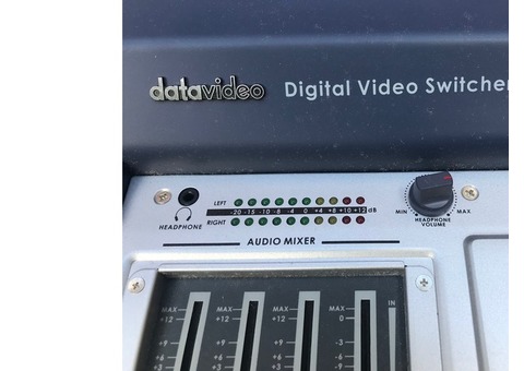 Régie vidéo analogique SE-500