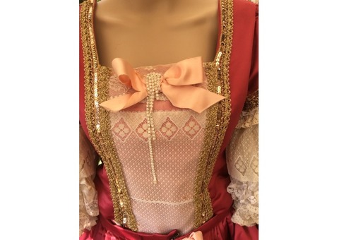 Costume de Bal d'époque