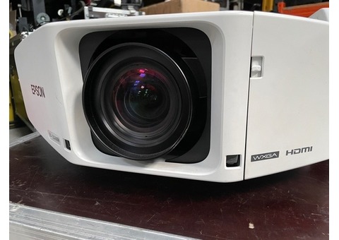 Videoprojecteur EPSON EBZ8050W,