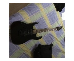 Vend Guitare Gaucher Ibanez