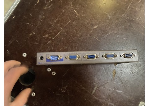 SPLITTER VGA 1 VERS 4