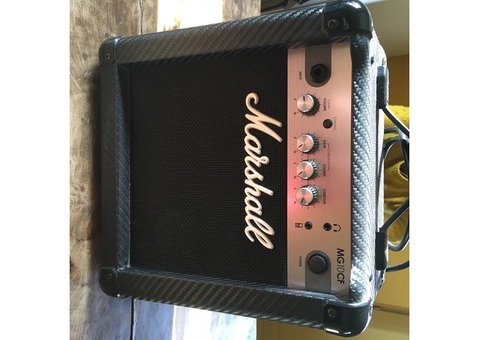 Vend ampli Guitare MG 10 Marshall