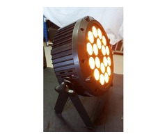 Vends 1 Projecteur 18x8W RVBW Ambre UV IP20