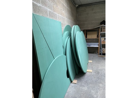 Socles en MDF vert menthe