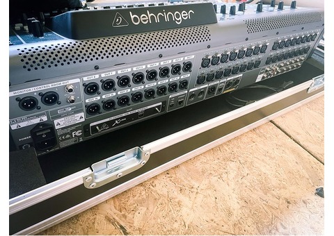 VendBEHRINGER X32
