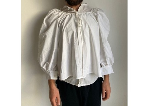 Haut bouffant blanc