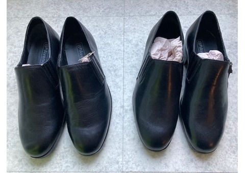 Deux paires de chaussures noires homme