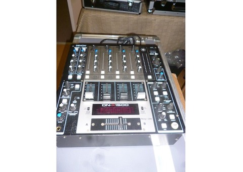 table de mixage DENON DN X1500