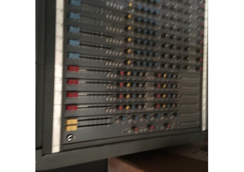 Vend console 1642 Delta SR Soundcraft