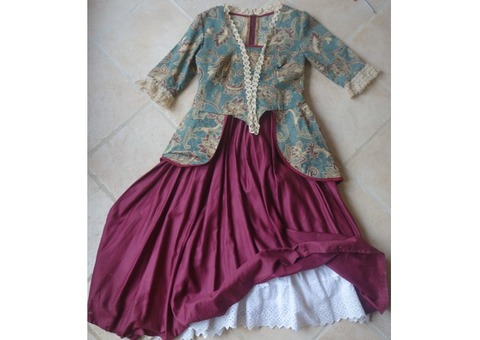 Vends lot de costumes spectacle carnaval