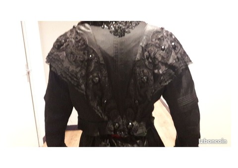 RARE Robe noire en soie dépoque 1900