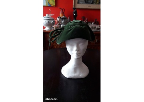 Très beau chapeau de dame vraiment dépoque 193040 en velours vert