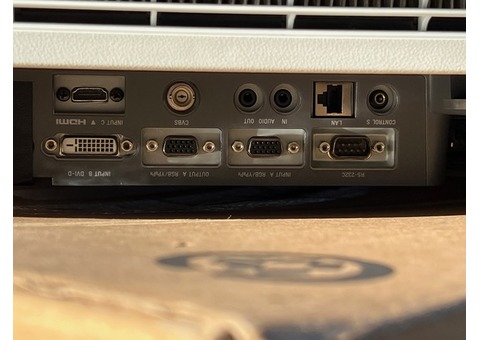 Videoprojecteur Sony VPL FW65 3LCD WXGA de 6 300 lumens