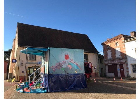 vends camion théâtre