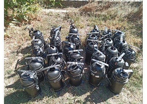 Lot env 30 PAR 64 1000W