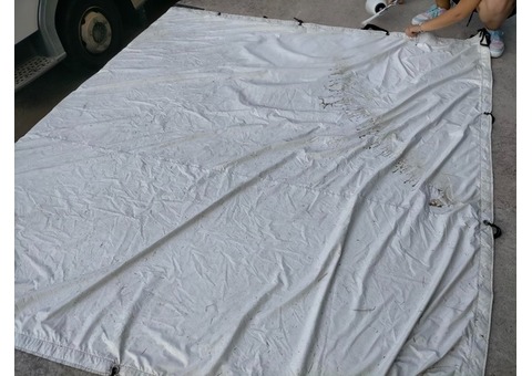 Revente grande toile Ultrabounce 8x8 240 cm x 240 cm