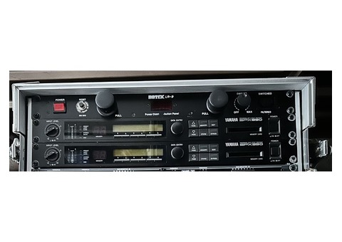 Processeur multieffets YAMAHA SPX 990