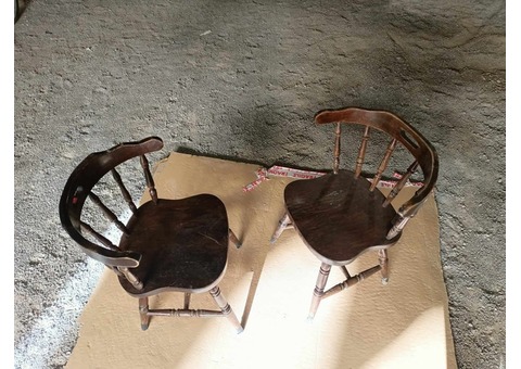 2 imposantes Chaises type Windsor vintage