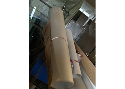 Matériaux plastiques opaques