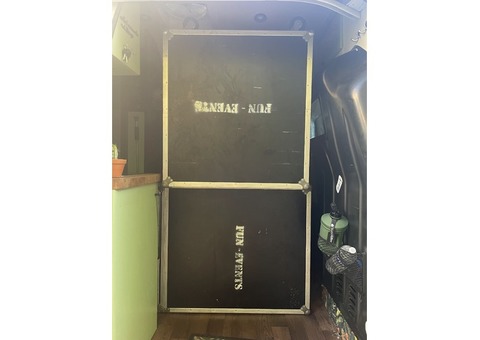 2 flightcases 86cmx90cmx103cm