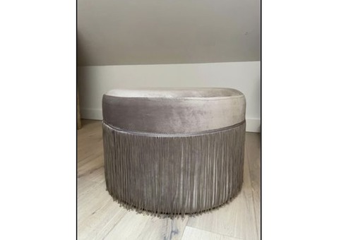 POUF en velours gris