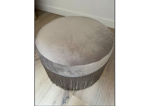 POUF en velours gris