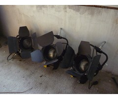 projecteur fresnel studio 1 kw
