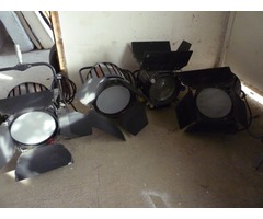 projecteur fresnel studio 2kw