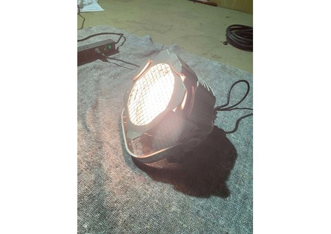 Projecteur multipar 575W SX Lighting