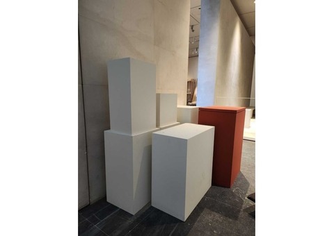 Socles exposition en bois