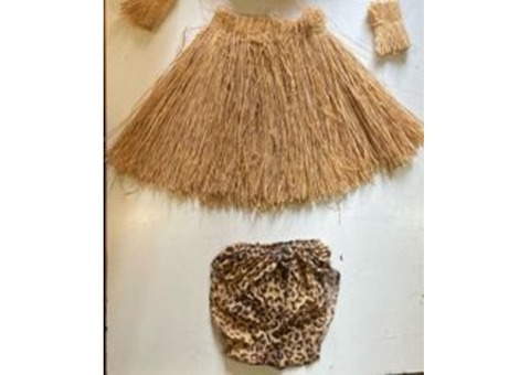 costumes en raphia