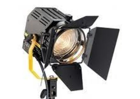 fresnel 2Kw DESISTI LEONARDO