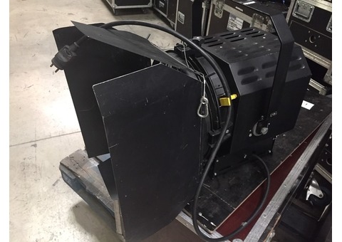 fresnel 2Kw DESISTI LEONARDO