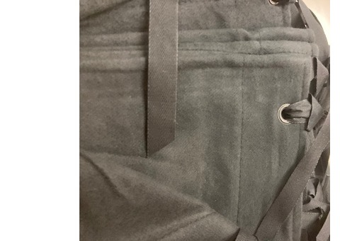N 151 2 pendrillons noirs